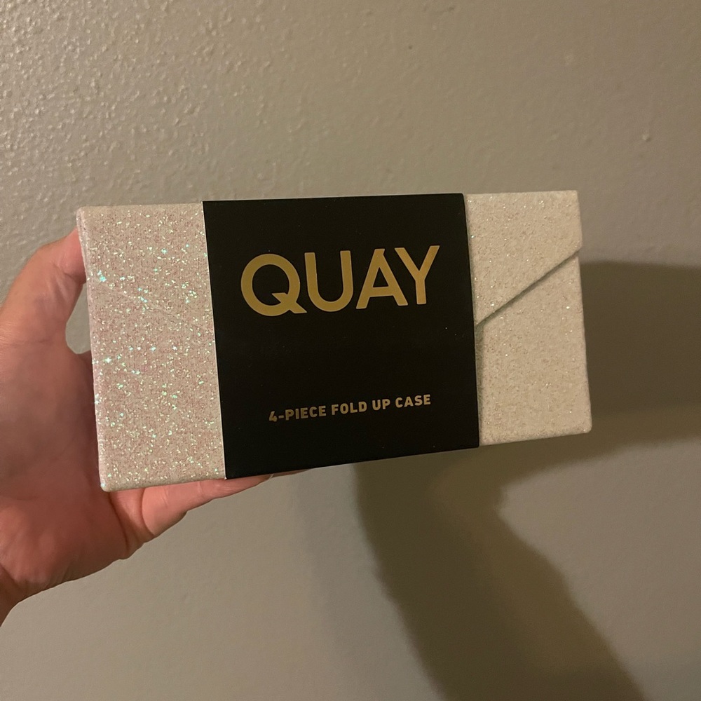 Quay sunglass case